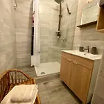 Apartman With Balcony And Free Parking Zadar