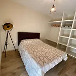 Apartman With Balcony And Free Parking *