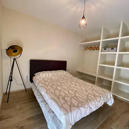 With Balcony And Free Parking Apartman